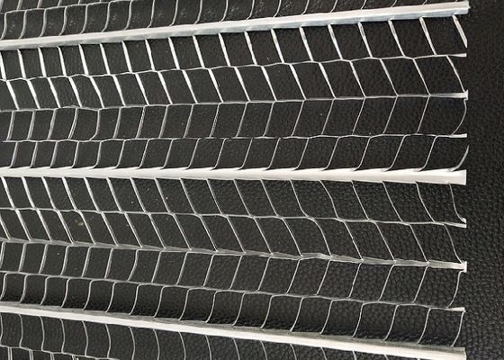 610mm Breedterib lath mesh diamond hole Gegalvaniseerd Metaal 2m Lengte